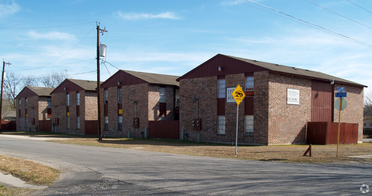 Primary Photo - Vestal Apartments