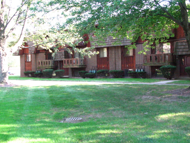 Foto del edificio - Sherwood Forest Apartments