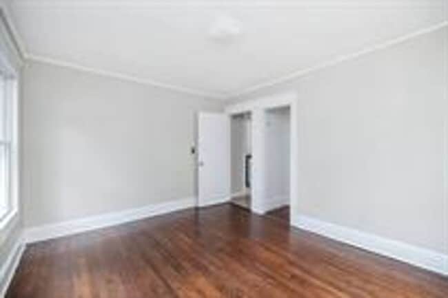 Building Photo - 1873-1875-1875 Northampton St