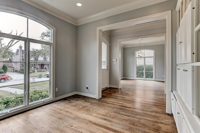 Building Photo - 3734 Durness Way