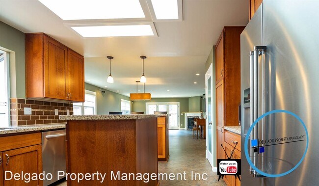 Foto del edificio - 5 br, 2.5 bath House - 624 East J Street