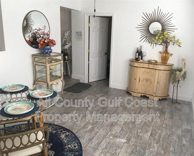Building Photo - 241 San Marco Dr