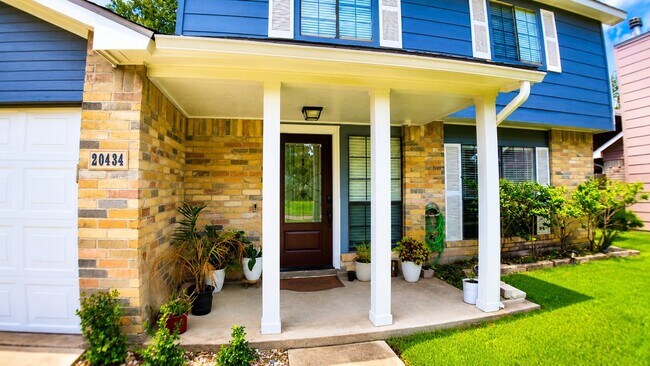 Foto del edificio - 20434 Blue Juniper Dr