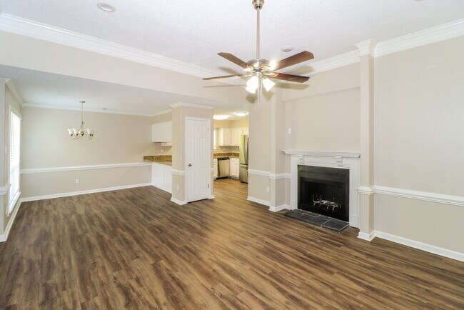 Building Photo - 2696 Mendota Cove