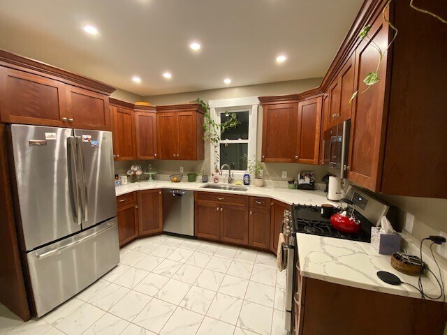 kitchen - 433 West St