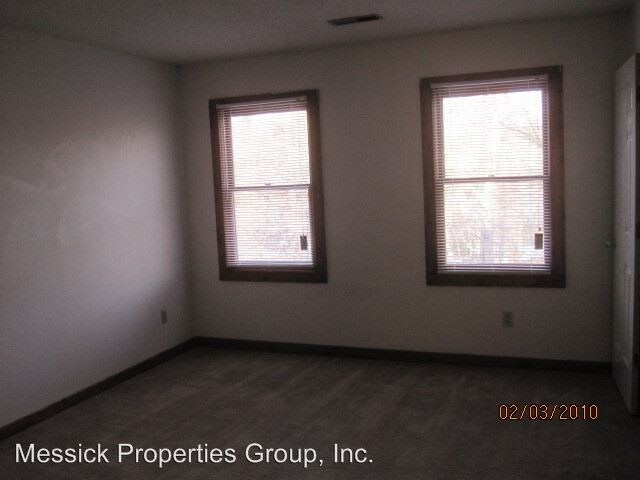 Foto del edificio - 1449 King Charles Dr
