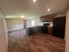 Building Photo - 5650 LA-1