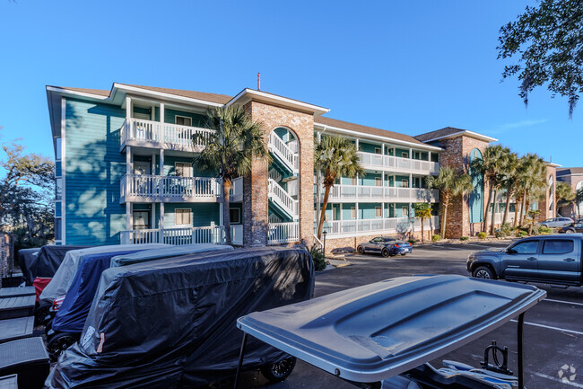 Main building. - Marsh Oaks