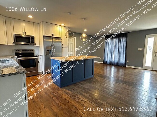 Foto del edificio - 1006 Willow Ln