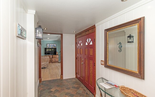 Foto del edificio - Gorgeous 3 Bedroom Fire Mountain Home With...