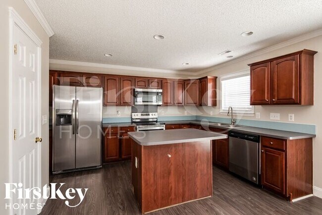 Foto del edificio - 3134 Crisp Wood Ln