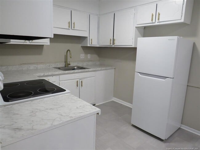 Building Photo - 1608 Fayette Ave