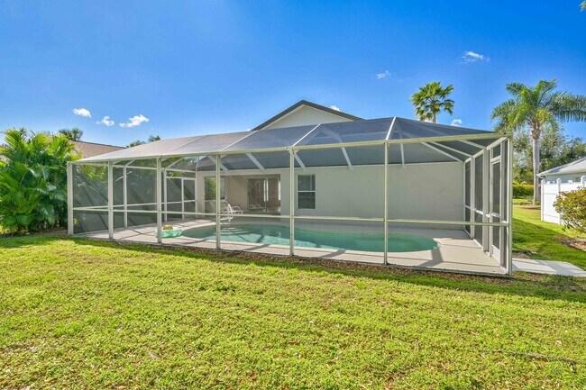 Building Photo - ** AVAILABLE NOW! ~ Pet Friendly POOL HOME...