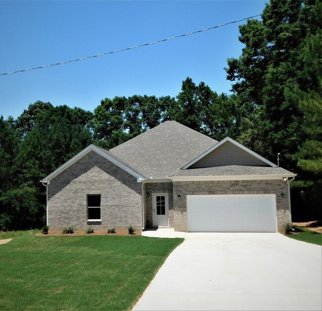 Building Photo - Home for Rent in Jasper, AL!  Available to View Now!!!