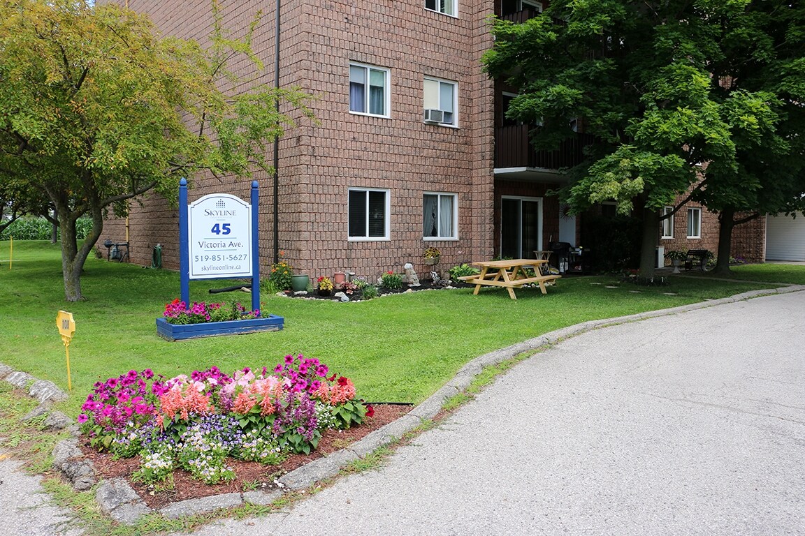 Victoria Apartments Apartments 45 Victoria Ave Ridgetown, ON