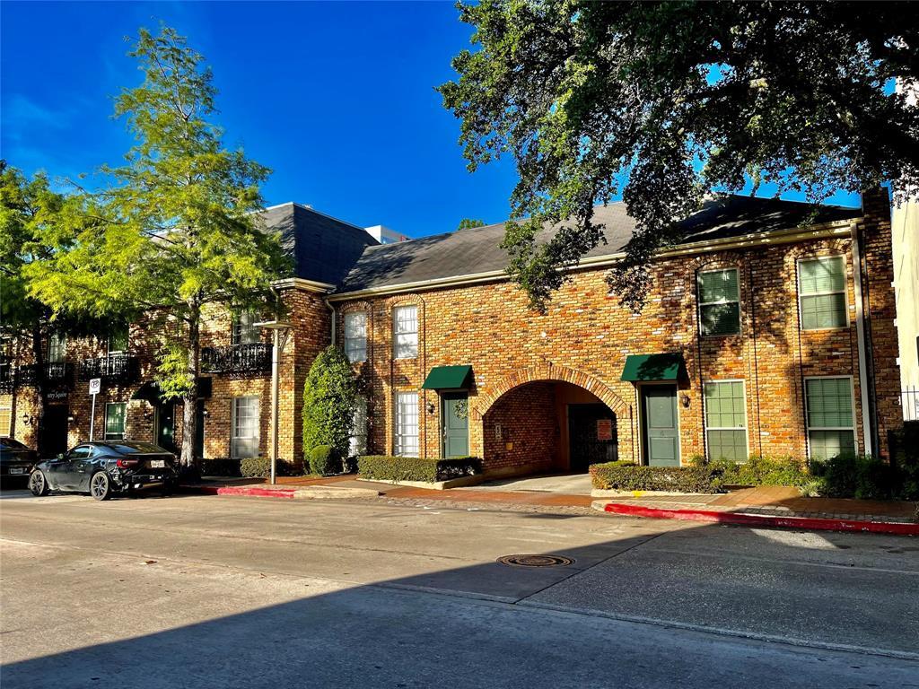 2503 Mccue Rd Unit 9, Houston, TX 77056 Condo for Rent in Houston, TX