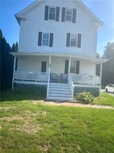 Building Photo - 889 Hope St