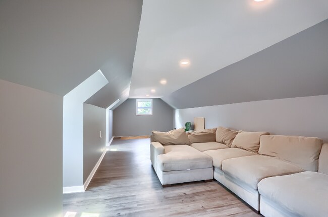 Foto del edificio - 1060 Cherry Hill Rd