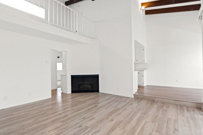 Foto del edificio - 932 10th St in Santa Monica.  North of Wil...