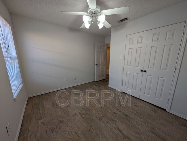 Foto del edificio - 2413 87th St