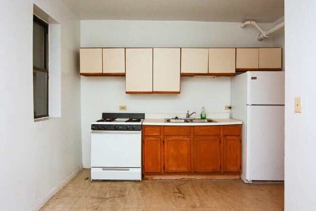 Foto del edificio - 1530 N Kedzie Ave