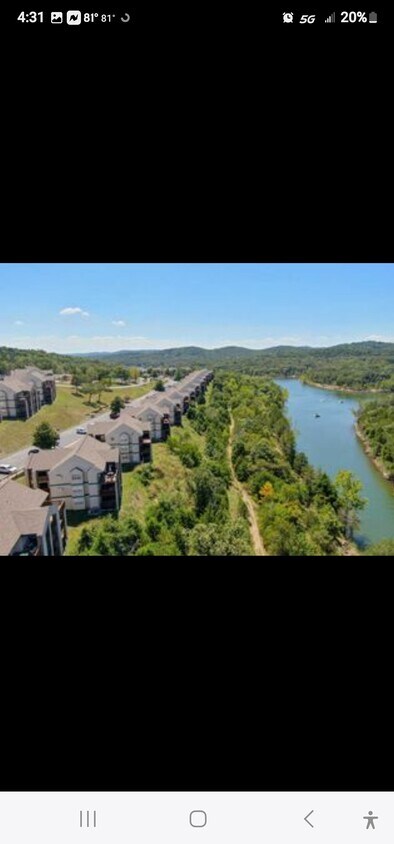 Foto del edificio - 12 Woodpecker Ln