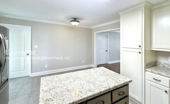 Foto del edificio - 25996 Hobbs Loop