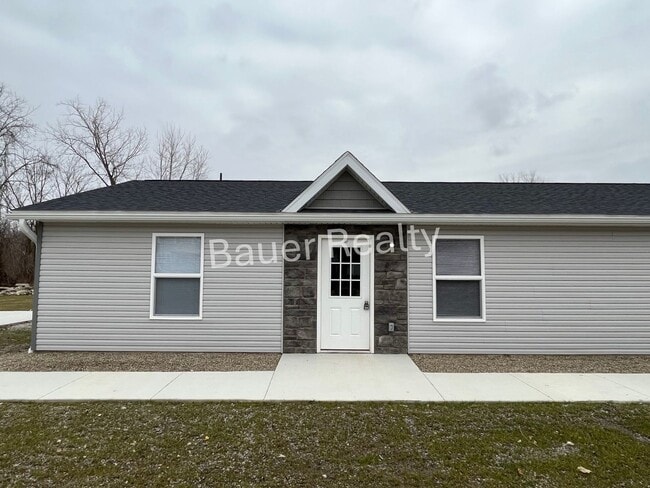 Building Photo - nf103