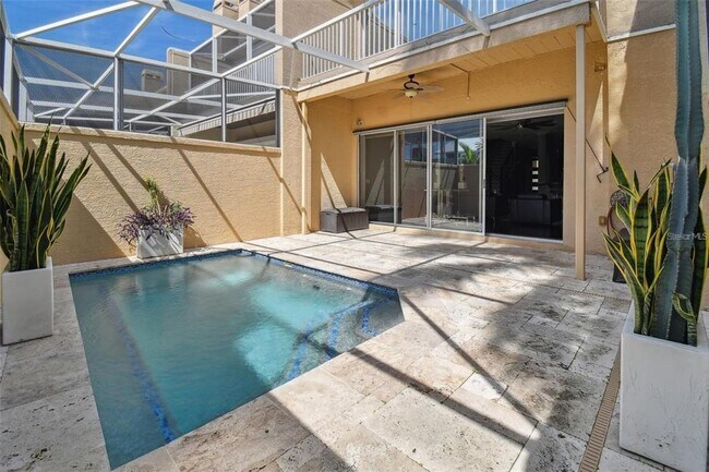 Building Photo - 348 Larboard Way