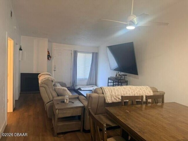 Foto del edificio - 1571 Hancock Ln