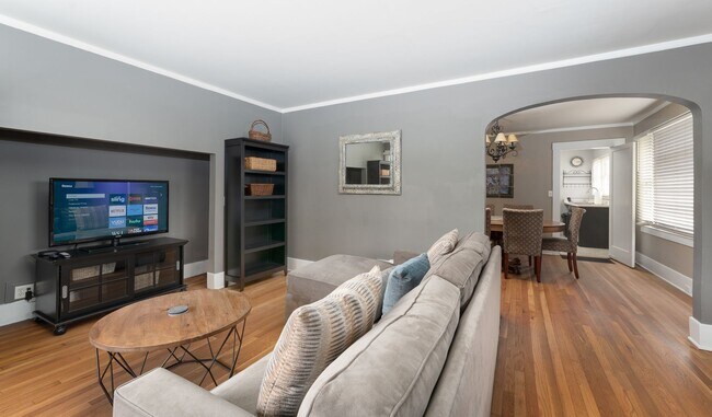 Building Photo - Lighthouse Haven - PGPM - CS - T/L