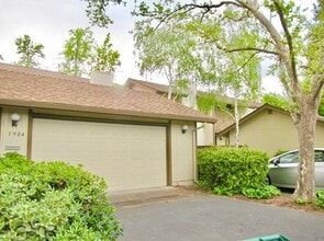Building Photo - 1540 Candelero Dr