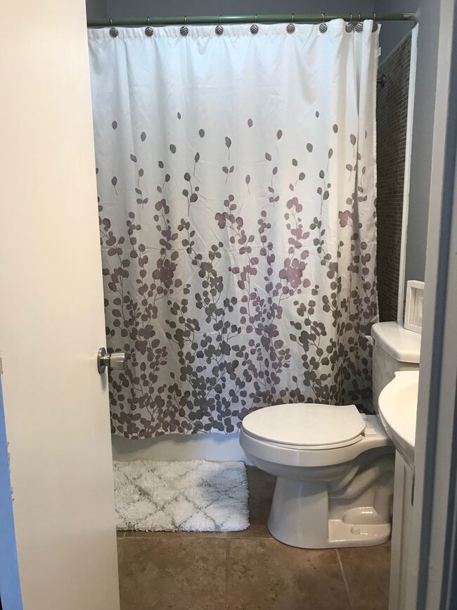 Foto del edificio - 3 Bedroom, 1.5 bath home close to Fort Polk