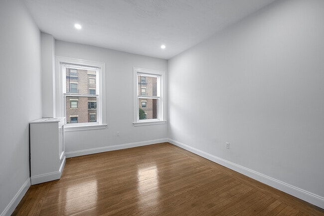 Bedroom - 15-19 Queensberry Street