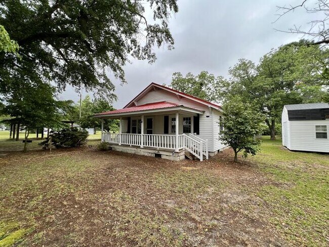 Foto del edificio - 2447 Eldridge Rd