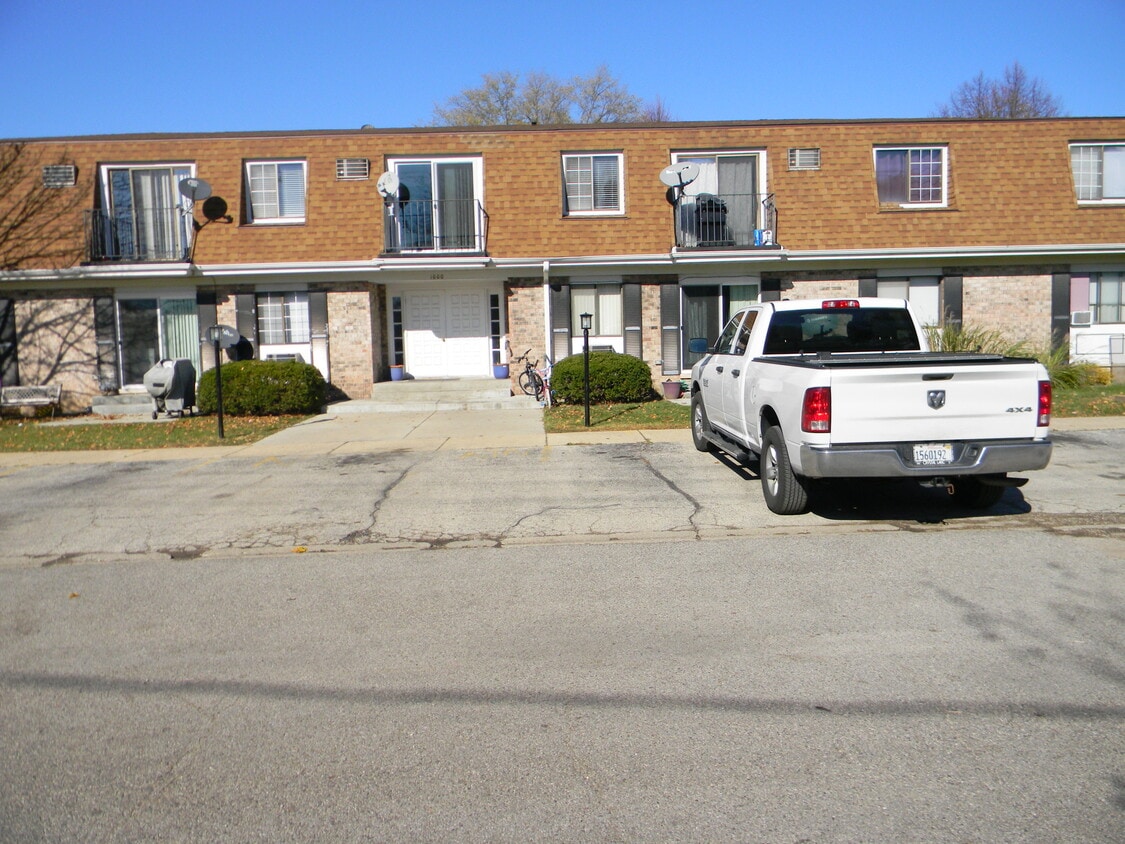 Primary Photo - 1000 W Roosevelt St