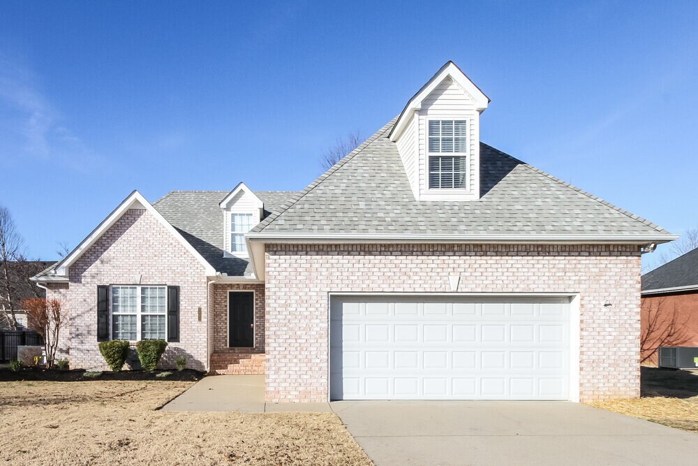 Foto principal - 2625 Dorset St