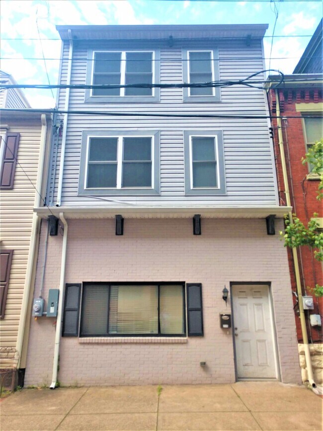 Foto del edificio - 2115 Wharton St