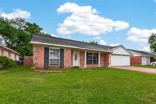 Photo - 16219 Rill Ln House