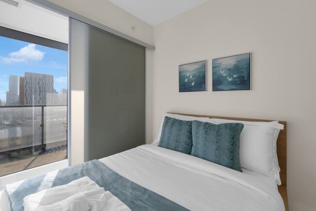 Photo du bâtiment - 251 Jarvis St