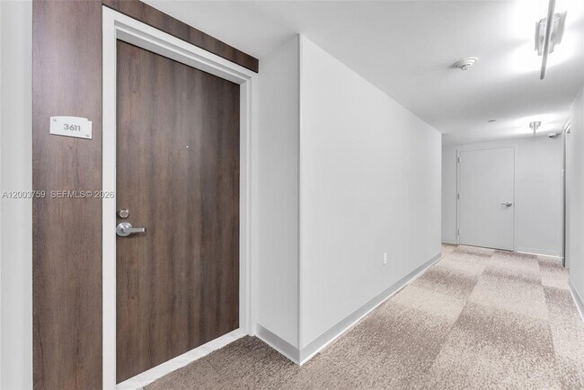 Foto del edificio - 92 SW 3rd St