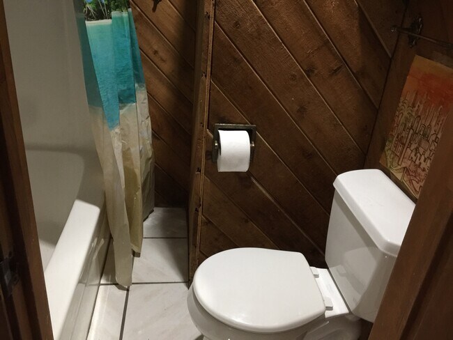 Bathroom - 131 Jamaica Dr