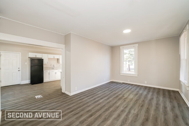 Foto del edificio - 4833 Greenwood Terrace