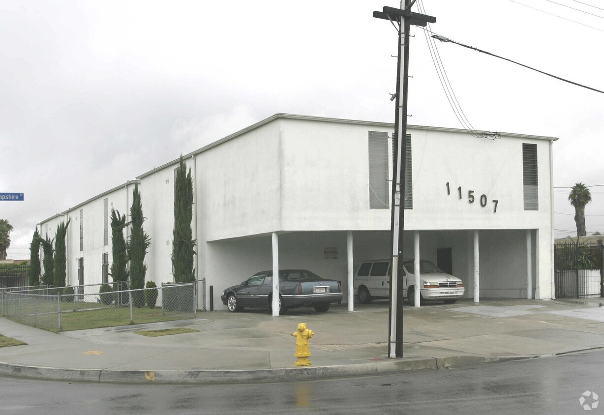 Primary Photo - 11507 S New Hampshire Ave