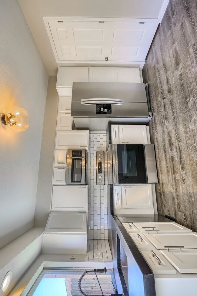 Foto del edificio - 13204 E Linvale Pl