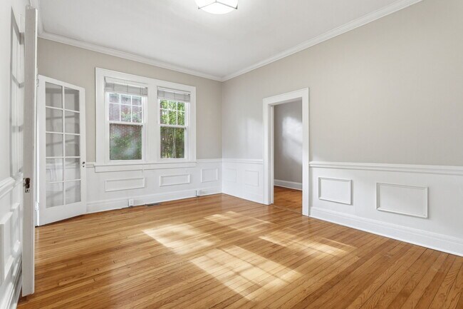 Foto del edificio - 916 Bromley Rd