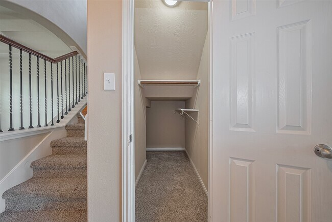 Foto del edificio - 3722 Glover Meadows Ln