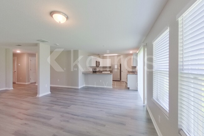 Foto del edificio - 1359 Heritage Ave