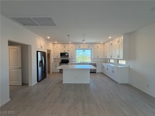 Building Photo - 7776 Rose Rock Way