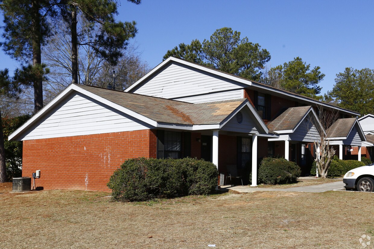 Piedmont Woods Apartaments - Piedmont Woods Apartments